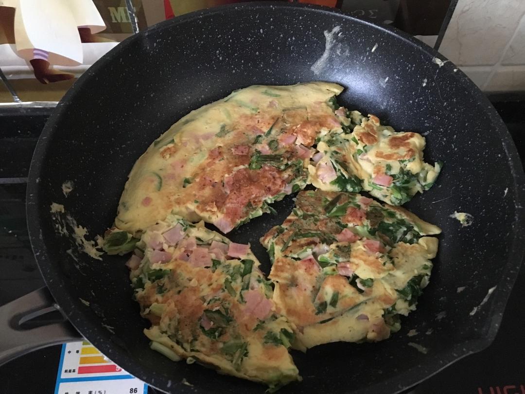 火腿肠葱花鸡蛋饼