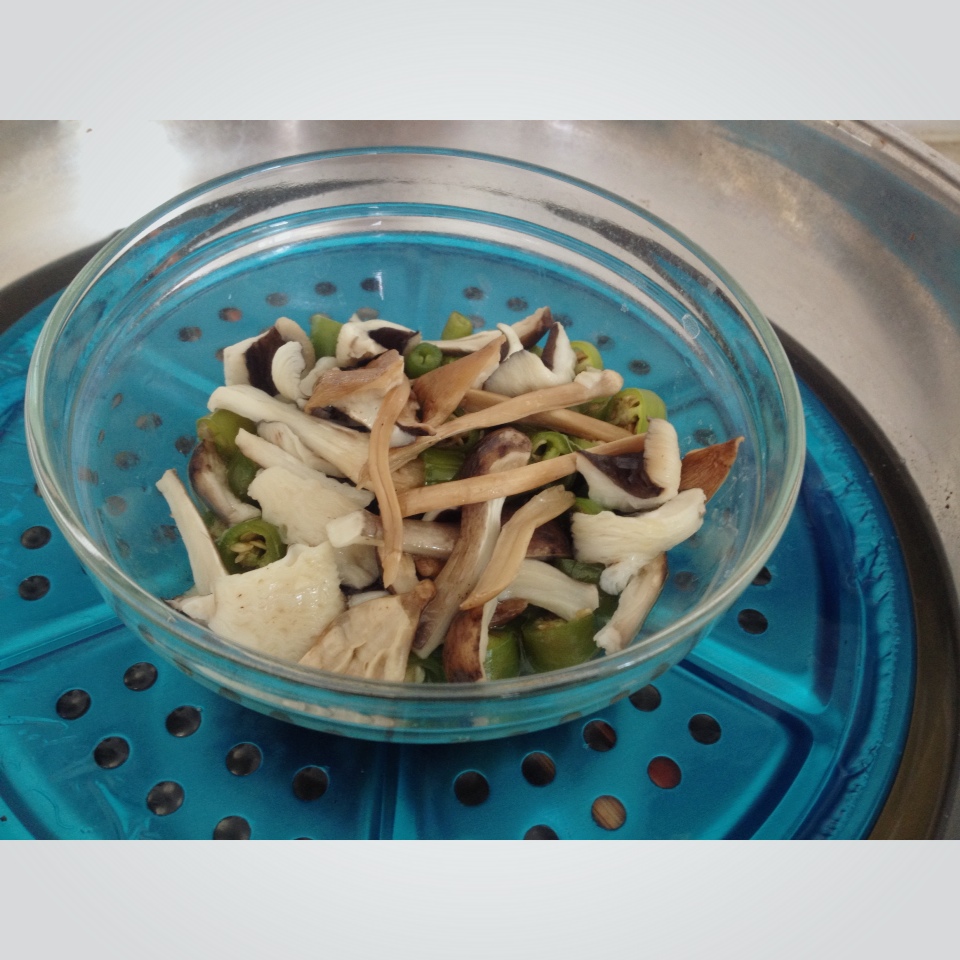 清蒸三塔菌（鸡枞）