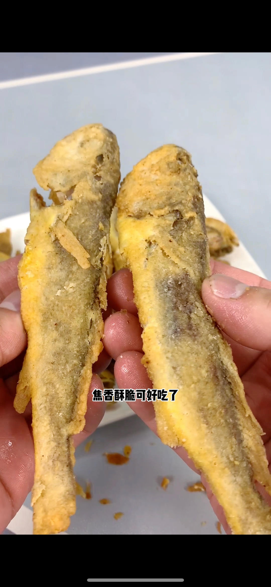 这样做的干炸小黄鱼，金黄酥脆，大人小孩都爱吃的做法