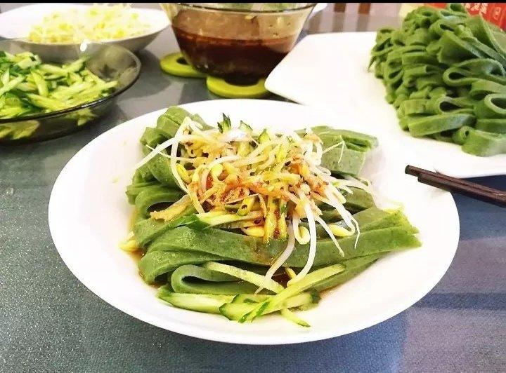 大力水手菠菜凉皮