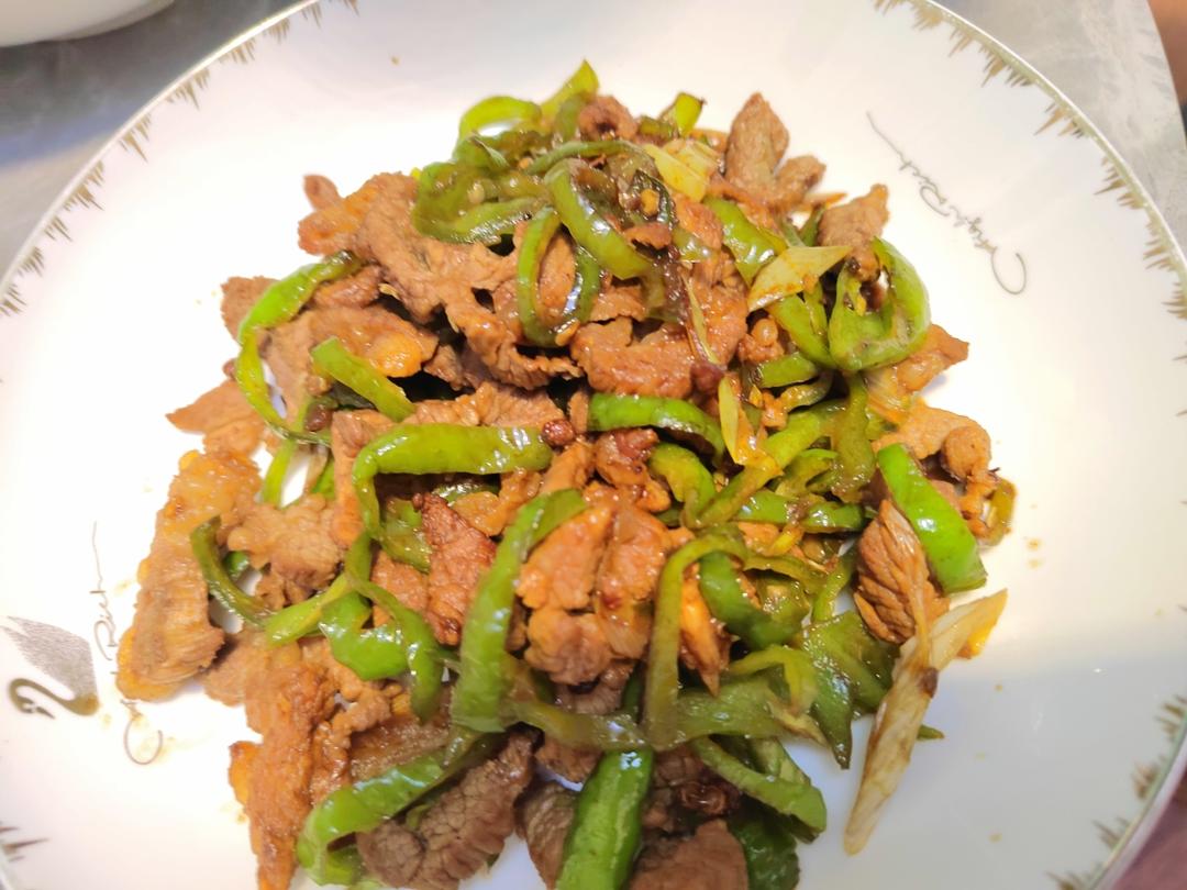 正宗辣椒炒肉