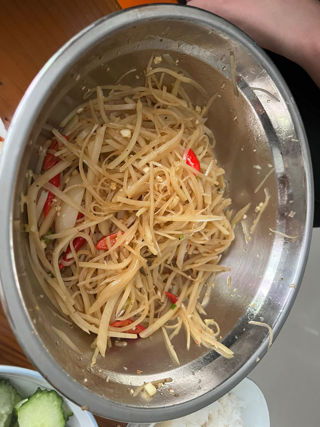 五分钟搞定‼酸爽开胃的凉拌酸辣土豆丝