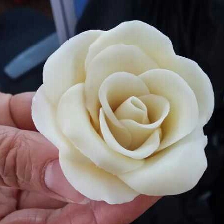 白色巧克力玫瑰花