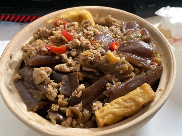 肉末茄子豆腐煲