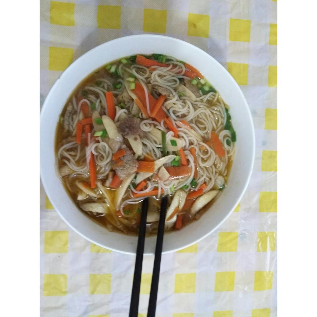 最简单的湖南早餐米粉做法