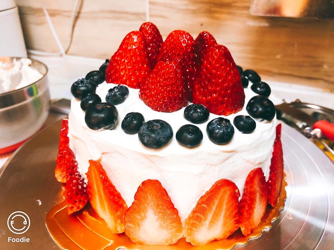 超级简单的味多美同款生日蛋糕（6寸），新手也能高度还原