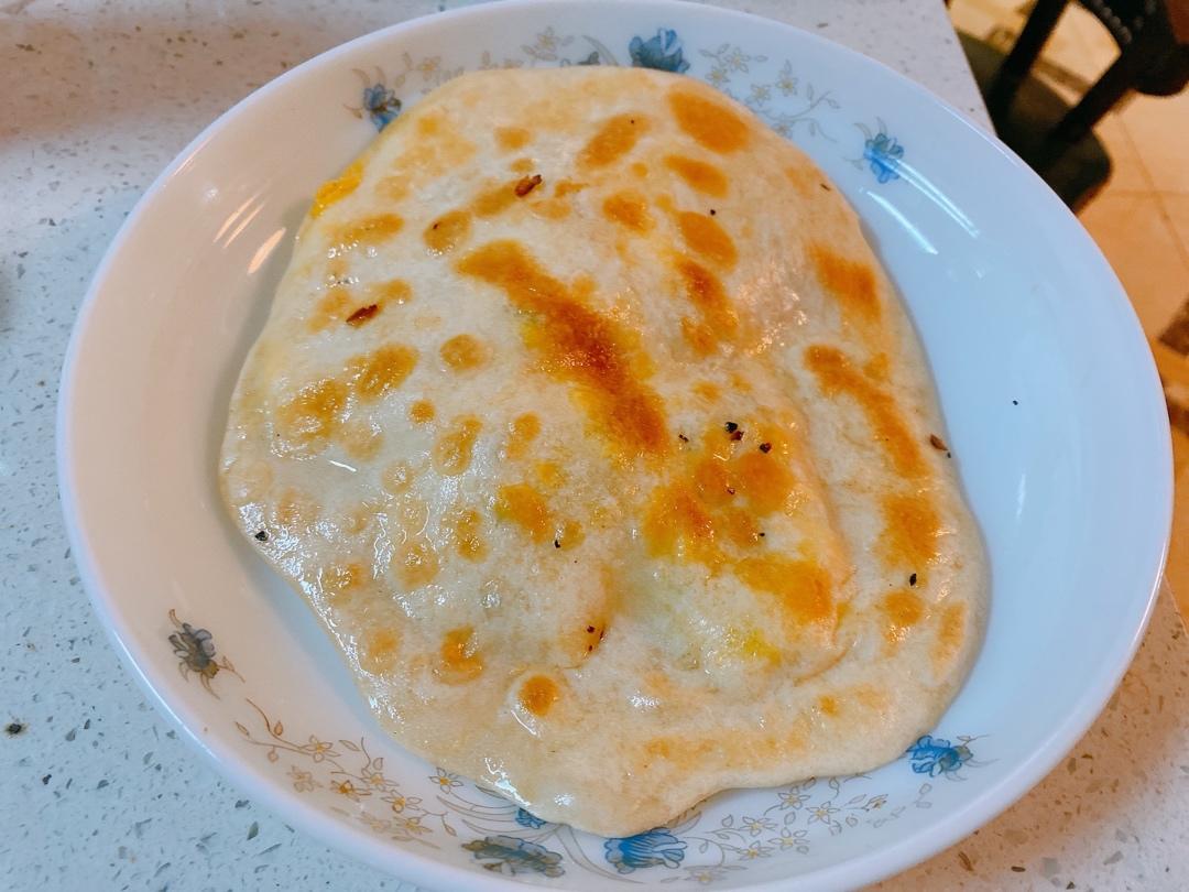 早餐摊的鸡蛋灌饼很好吃？不，我自己做的鸡蛋灌饼更好吃！