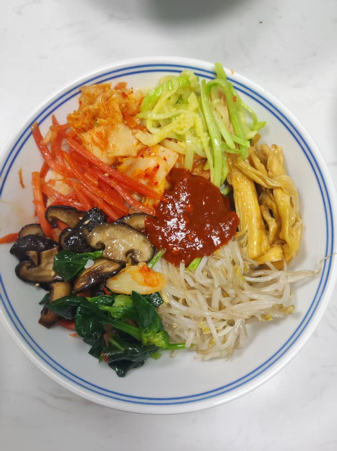 纯素石锅拌饭