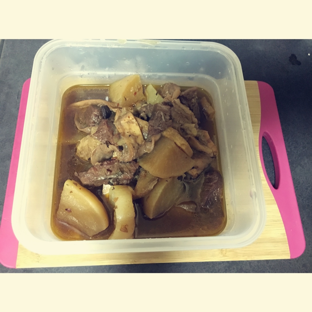 秋风起来一碗热腾腾的【萝卜牛杂】