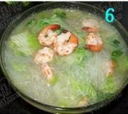 粉丝白菜虾仁汤的做法 步骤6