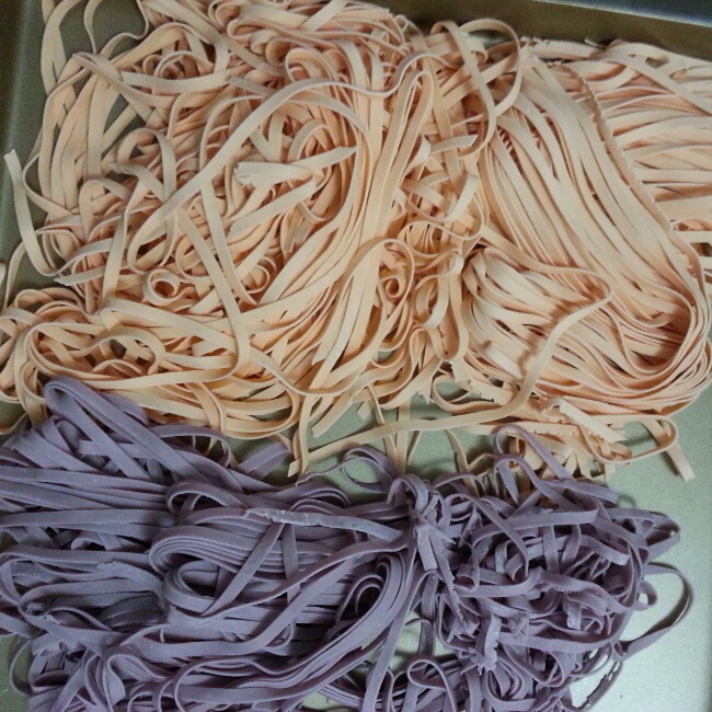 彩色面 有机面 蔬菜面 手工面 女侠森森