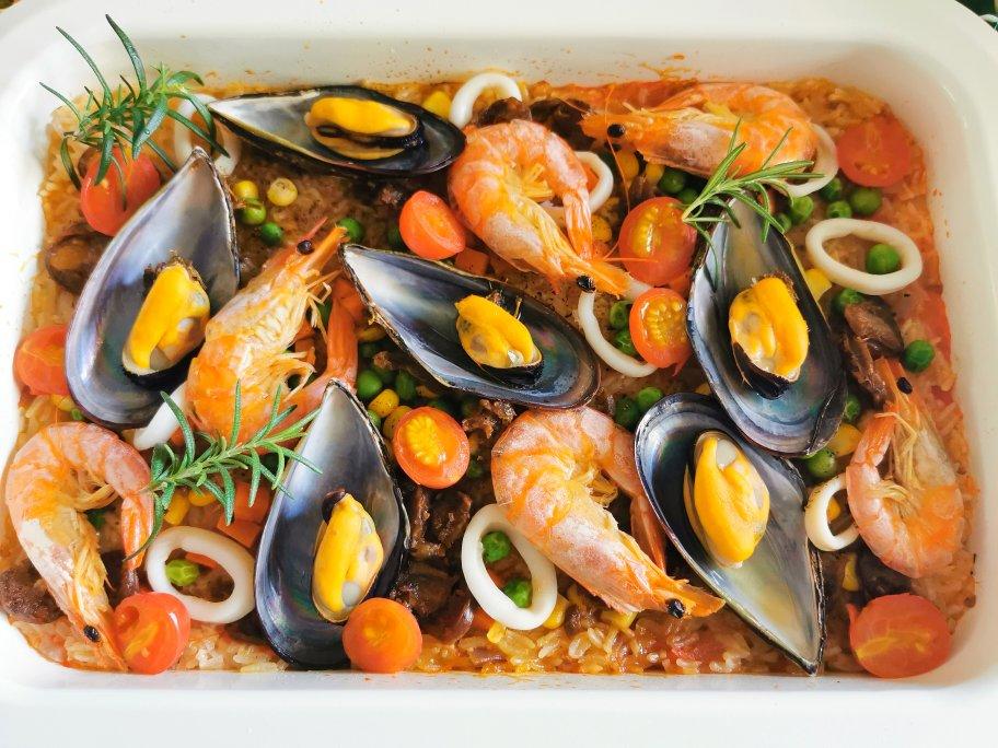 藏红花果然是西班牙海鲜饭的灵魂