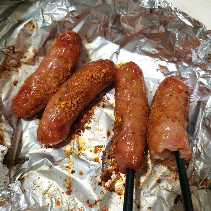 做的烤箱纯肉烤肠