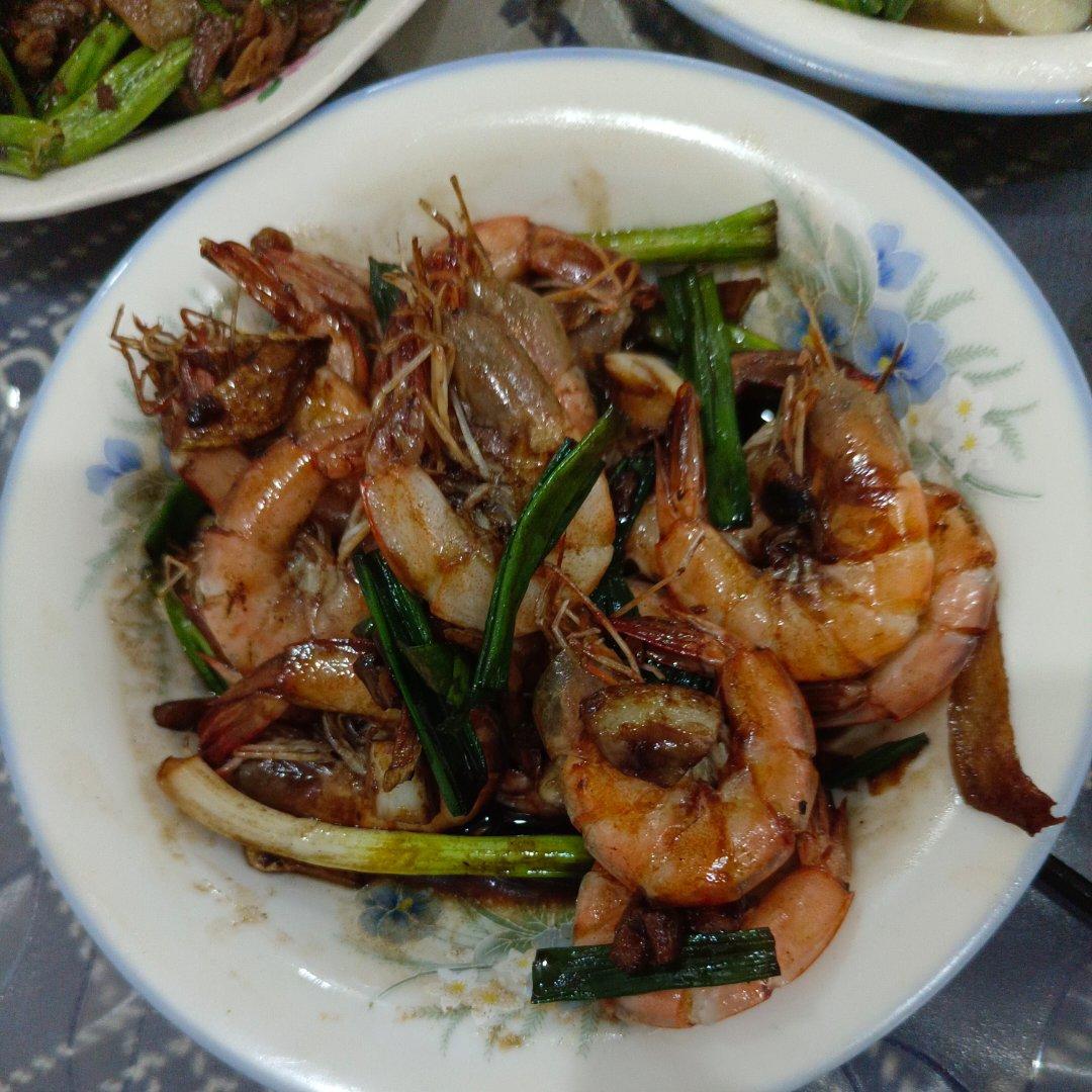 油焖大虾｜家常版