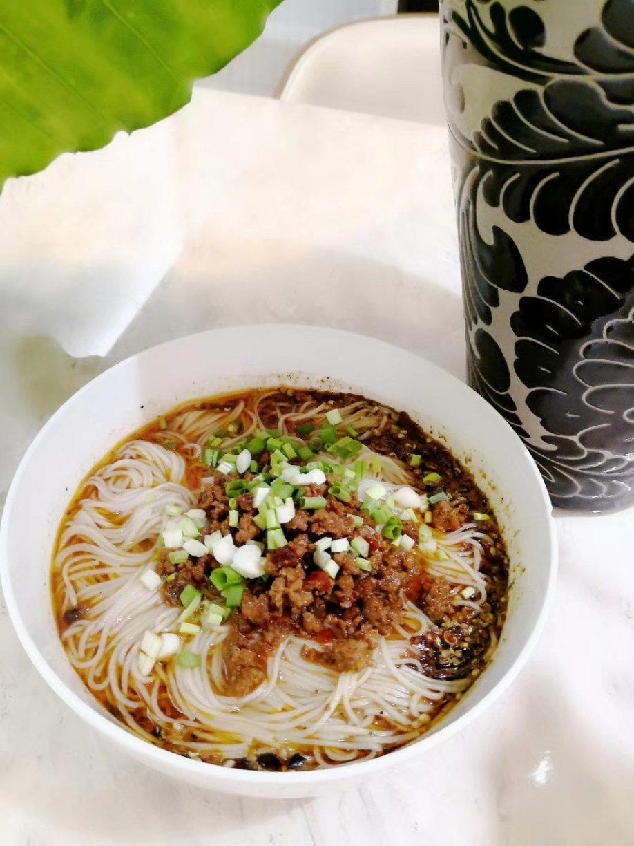 懒懒鱼儿做的一碗销魂面