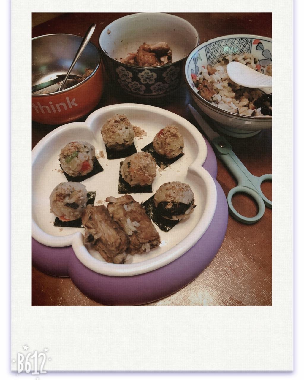 喷香排骨焖饭（爆好吃）