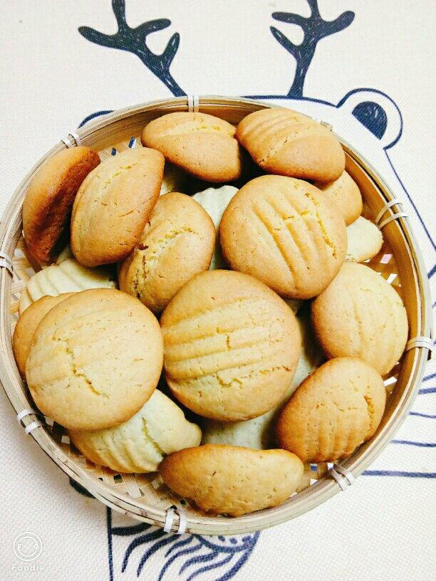 猪油饼干（听着不好听的名字，味道好到爆）