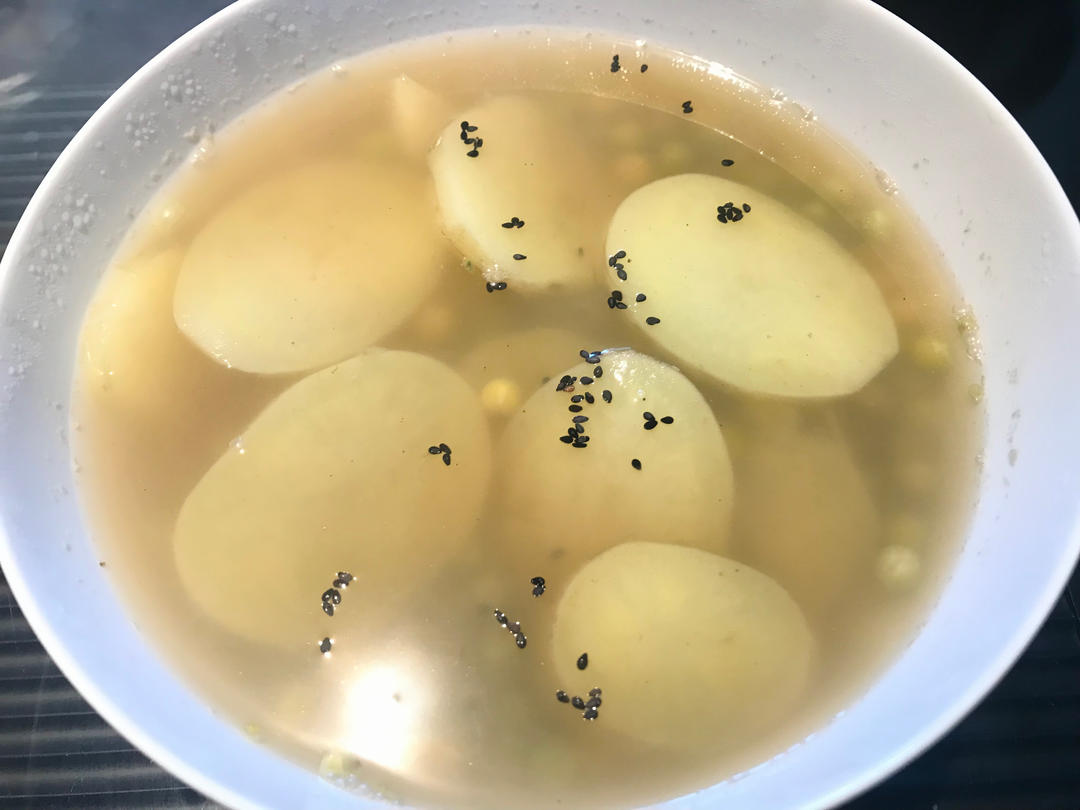 祖传的青豆土豆汤