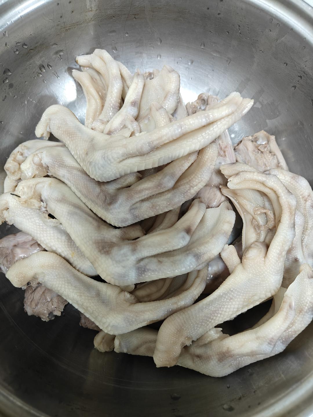 周黑鸭味～～～鸭翅 鸭爪