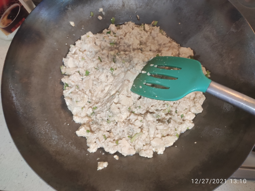 鸡刨豆腐的做法 步骤4