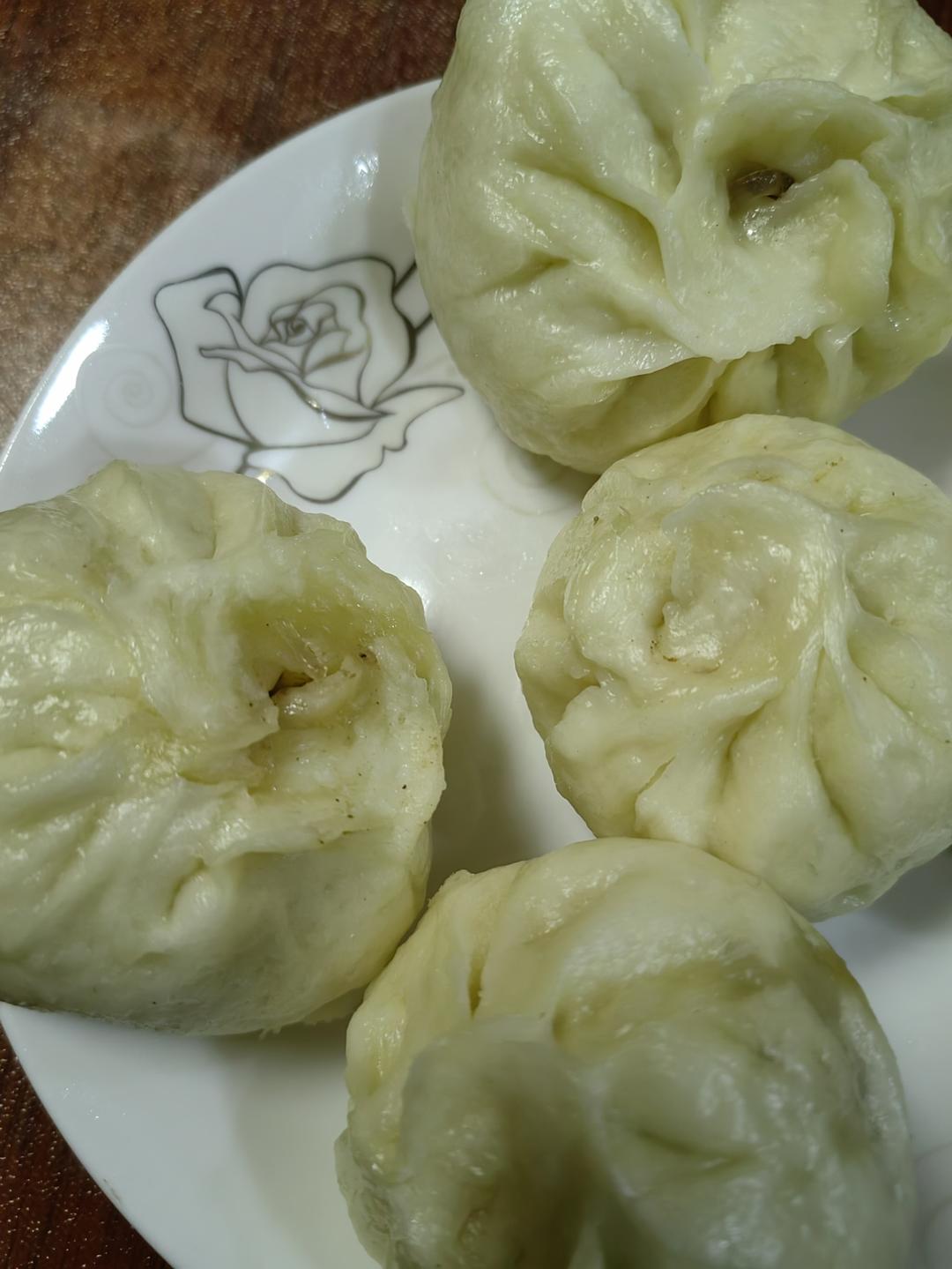 牛肉胡萝卜包子