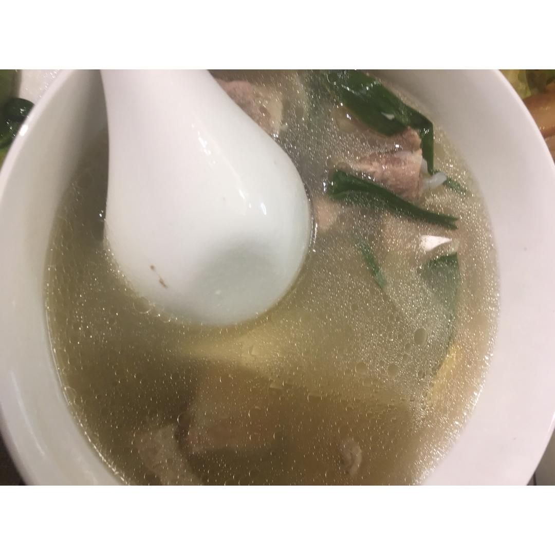 韩式清炖牛尾汤