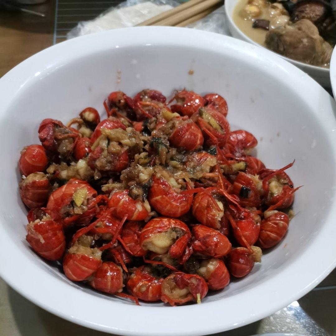 蒜蓉十三香虾尾