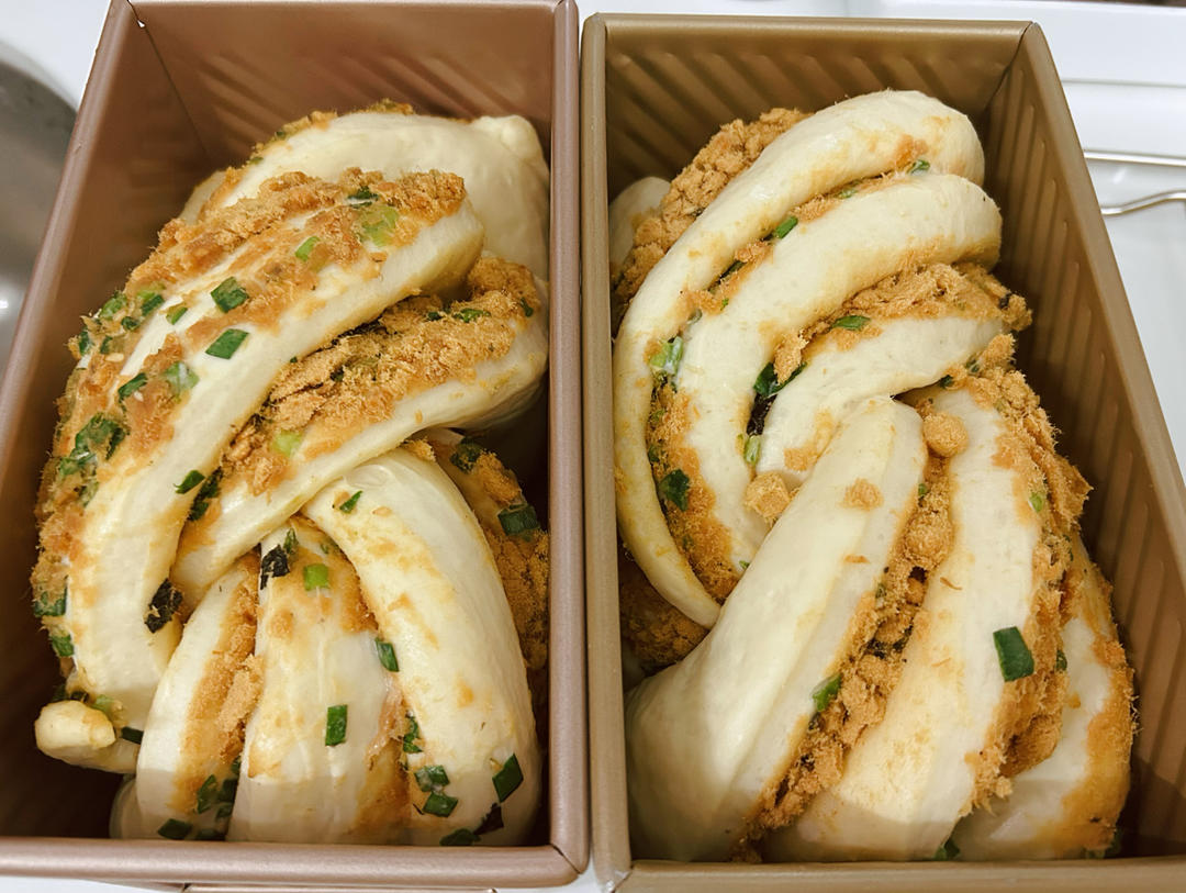 香葱肉松手撕吐司