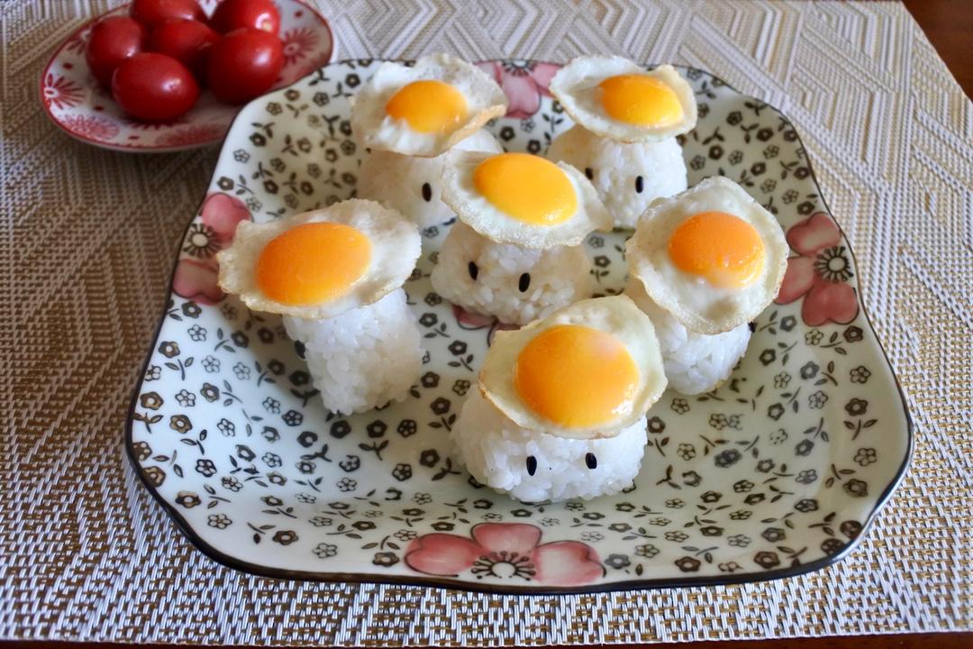 超萌太阳蛋饭团(附详细煎蛋法)