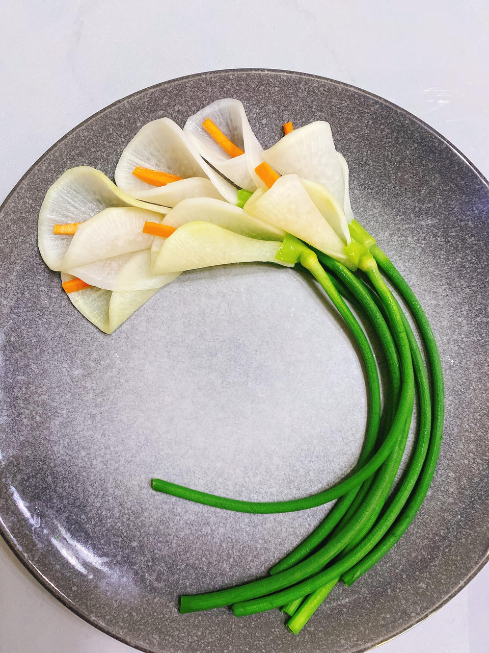 白萝卜马蹄莲