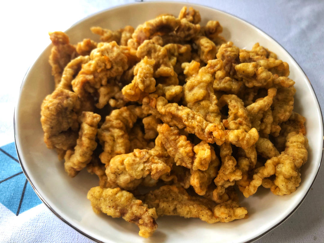 不用炒不用烤，里脊肉这样做，焦脆鲜香，做法简单，孩子们也爱吃