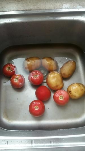 番茄土豆排骨汤的做法 步骤5