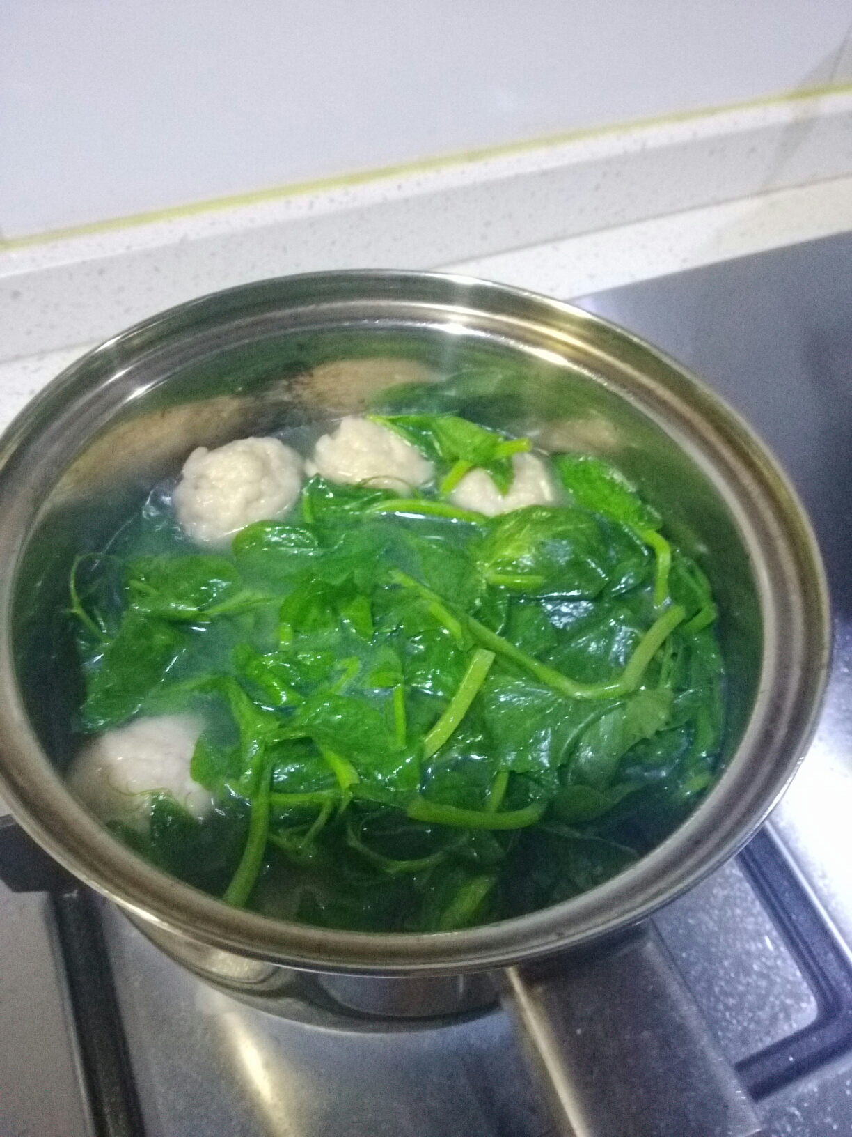 肉圆子青菜汤的做法 步骤5