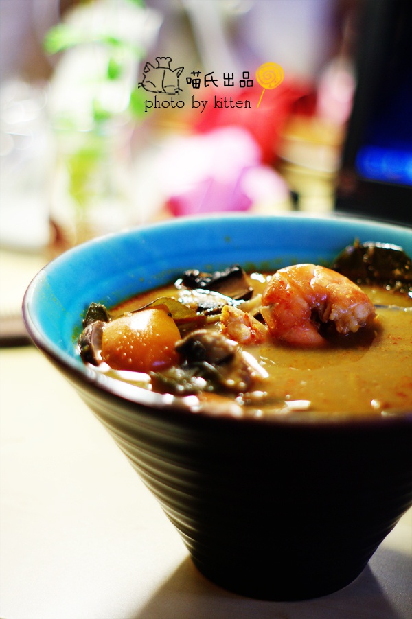 和泰国妹子学的冬阴功汤