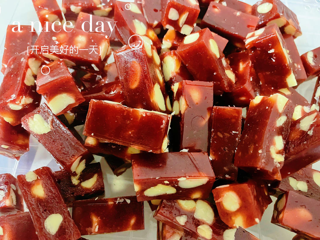 莓莓软糖，今年最火新年糖