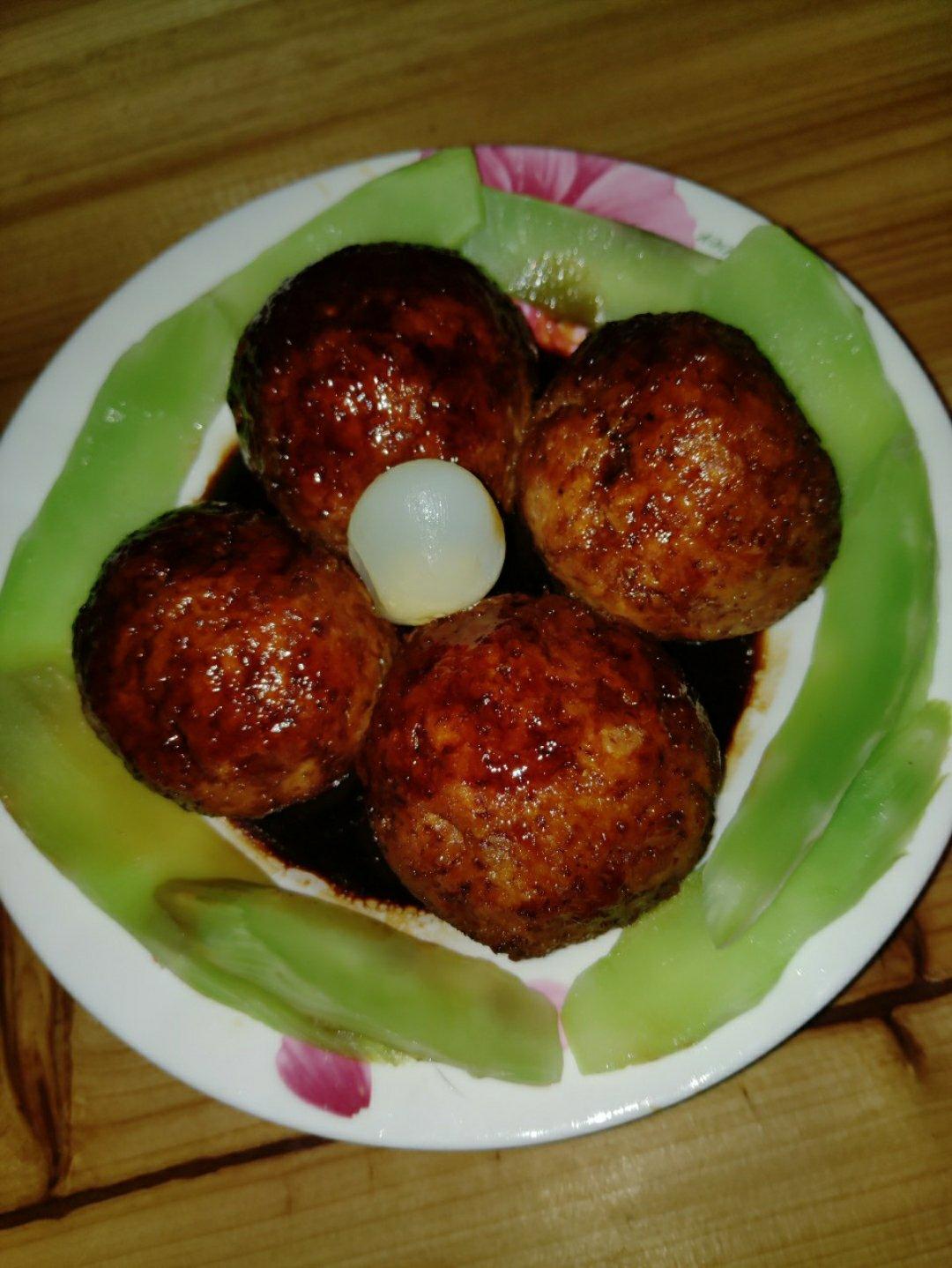 四喜丸子/红烧狮子头 Chinese Meatballs