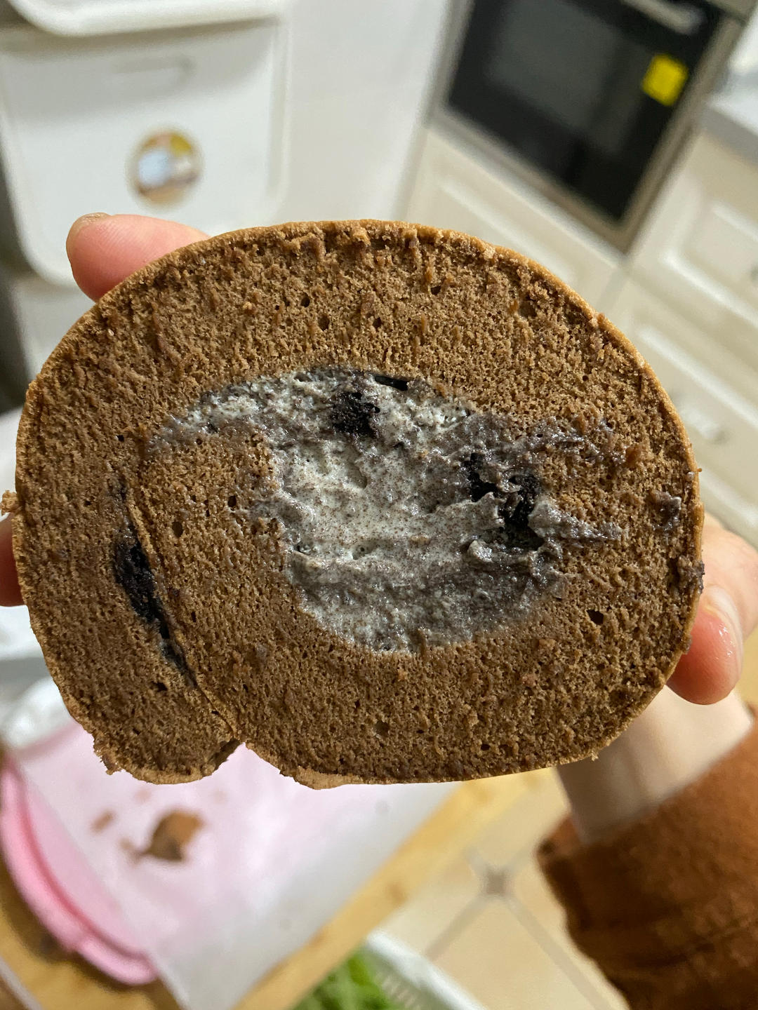 奥利奥咸奶油可可蛋糕卷