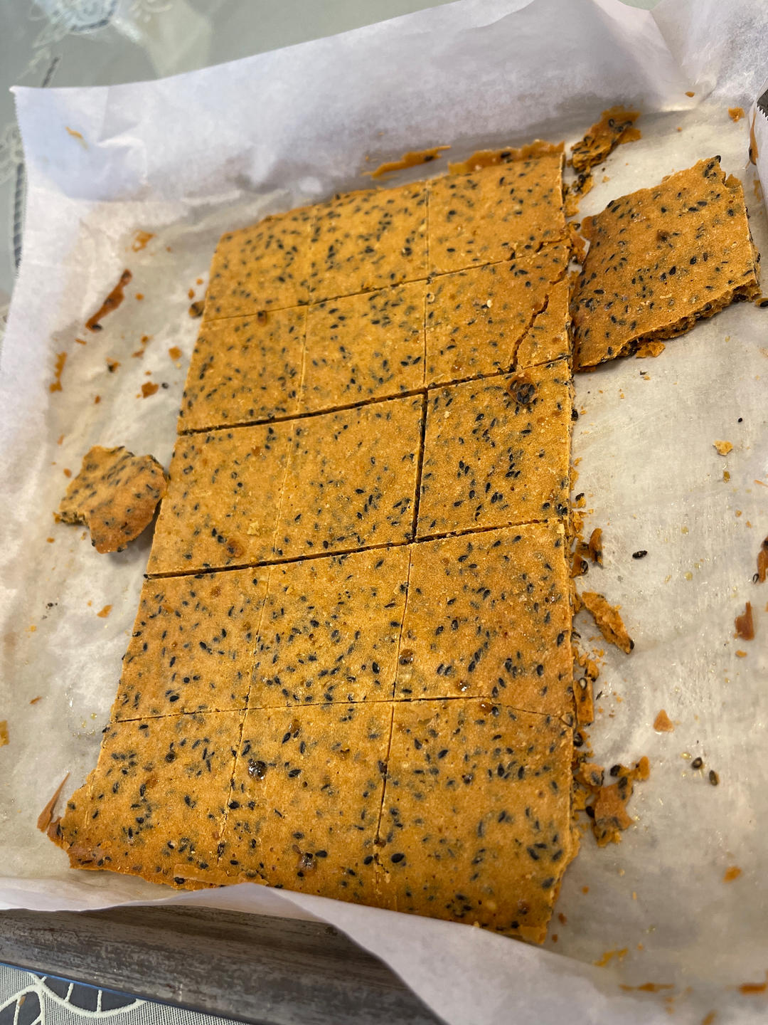 孩子超爱吃的芝麻薄脆饼