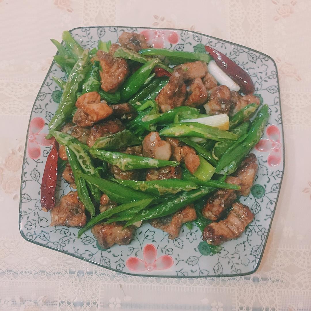 双椒煎排骨