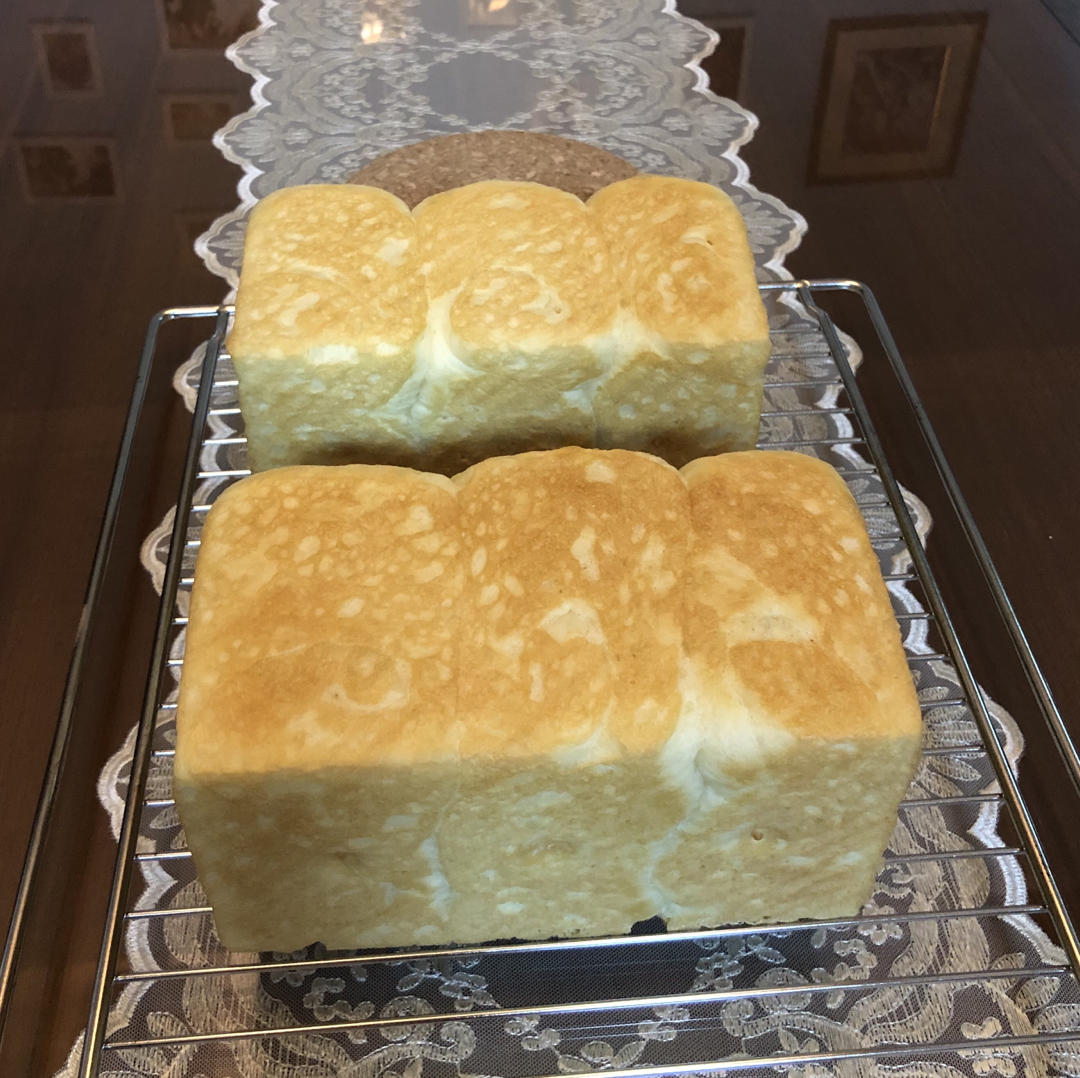 柔软拉丝的吐司面包及其变身：花式小面包