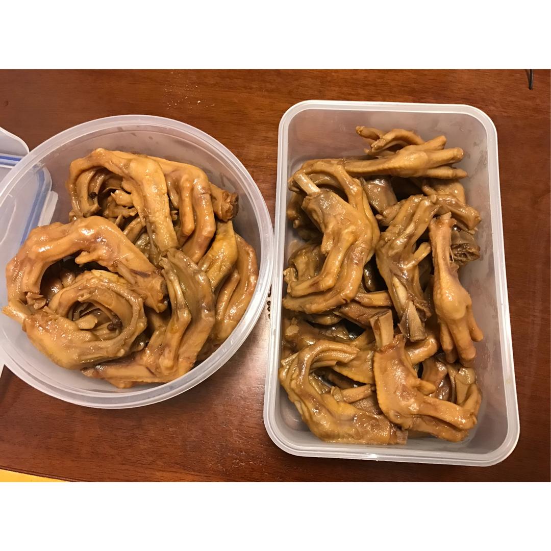 香卤鸭掌（好吃得不得了）