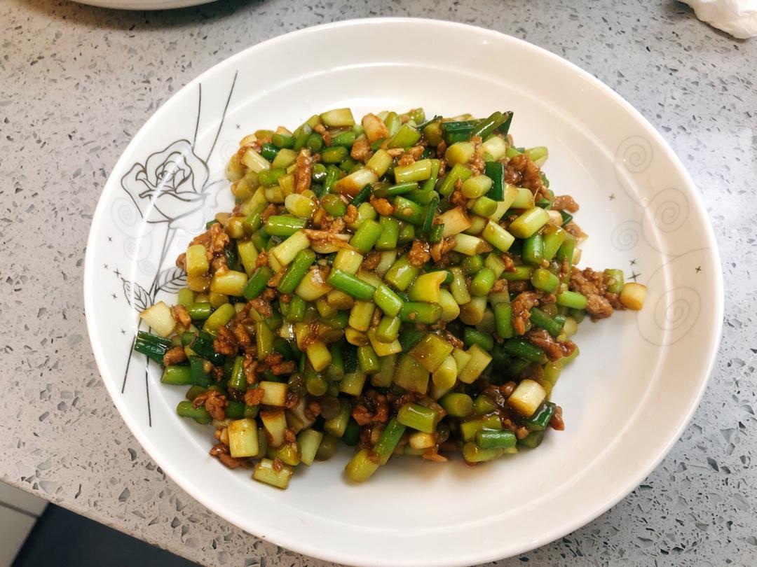 蒜苔肉末—米饭杀手