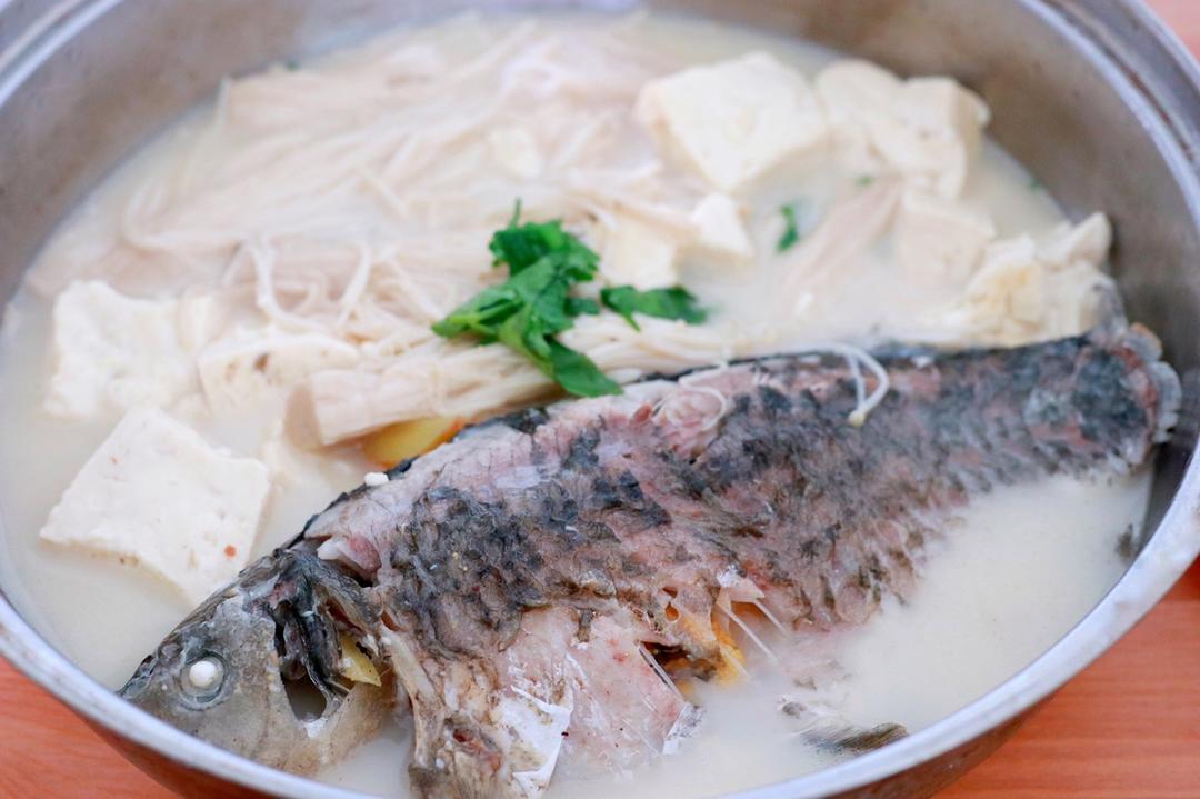 豆腐鲫鱼汤