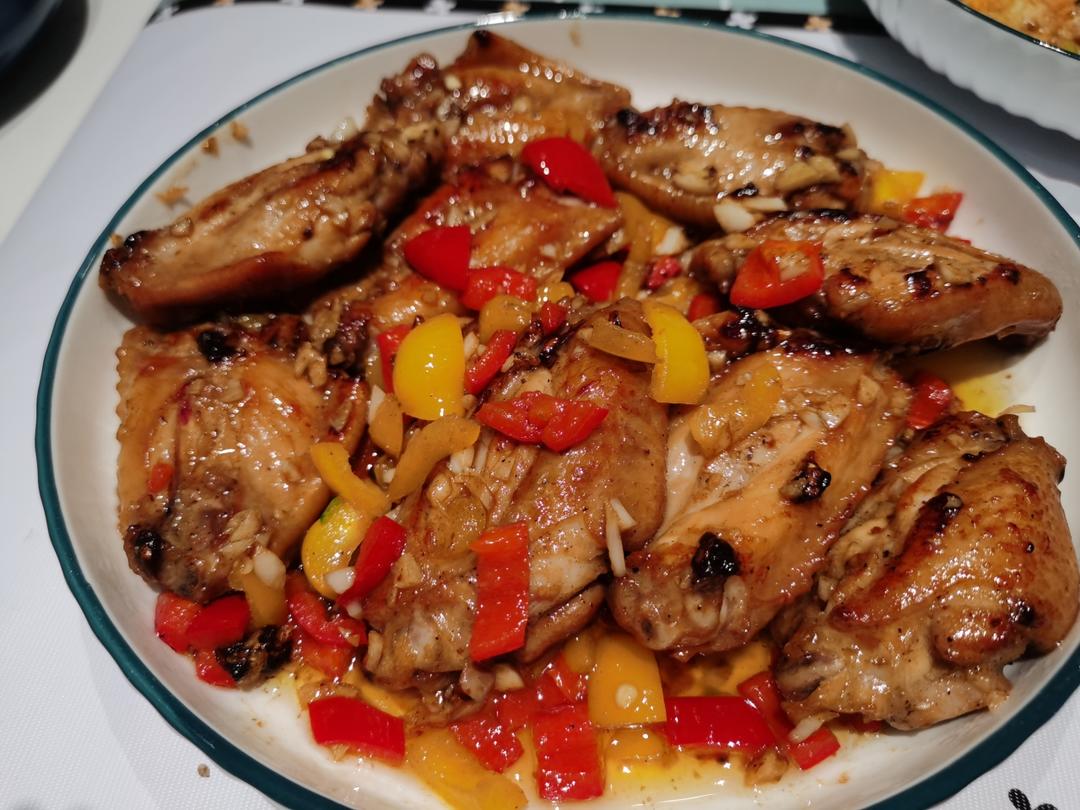 蒜香鸡翅，这才是鸡翅最好吃的做法