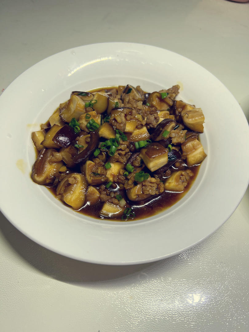 酱汁浓郁！超级下饭的家常菜肉末香菇