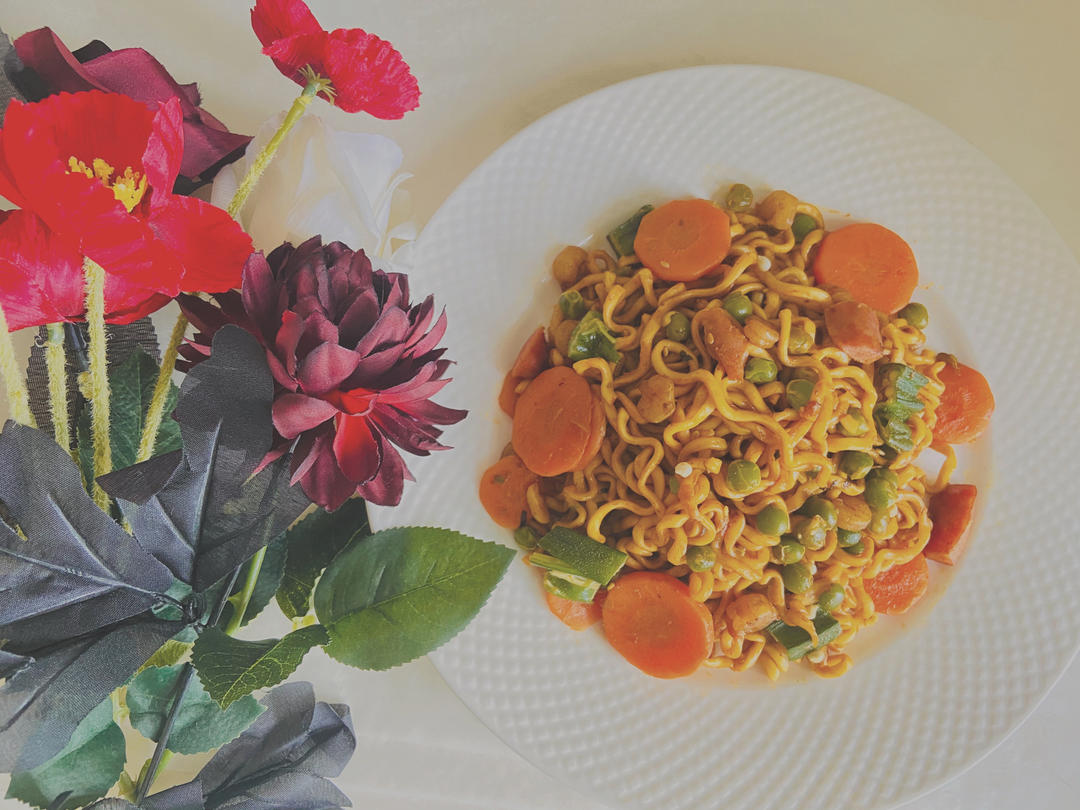 秒杀路边摊的炒方便面