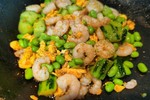 高考营养健康菜：毛豆米炒青虾仁黄瓜鸡蛋