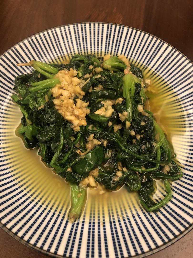 健康低脂凉拌菜—菠菜可以这样吃