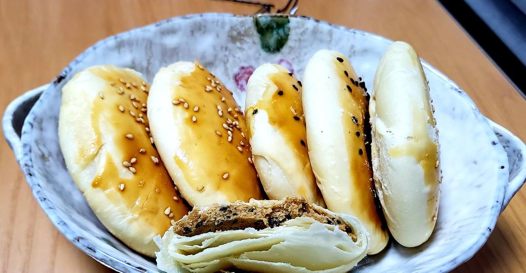 椒盐牛舌饼，咸香适口，酥脆掉渣，没有烤箱也能做