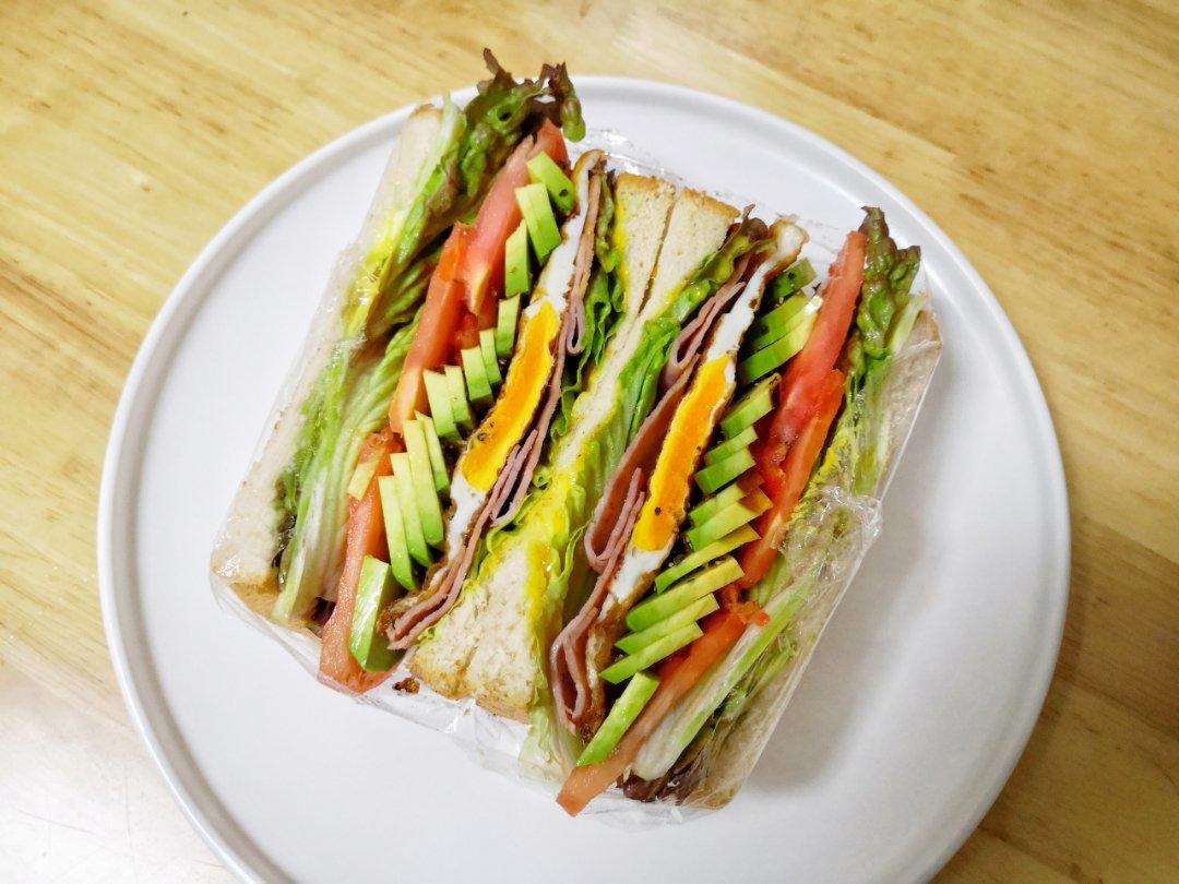 如何做超厚的沼三明治~详细tip！牛油果鸡蛋午餐肉三明治~